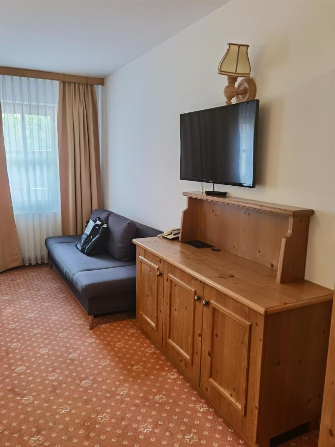 Hotel Kroneck Кірхберг Екстер'єр фото